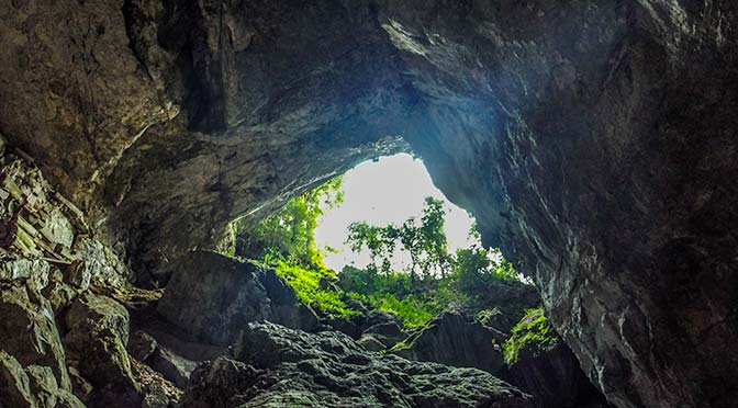sumaguing cave entrance